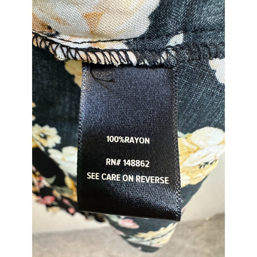 Torrid Floral Faux Wrap Challis Dress Flutter Sleeve Plus Size 1 1X Black Yellow - Picture 12 of 14